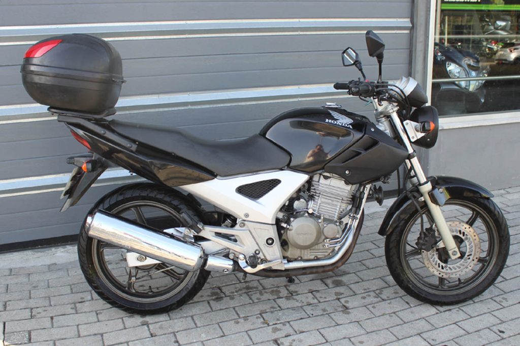 IMG_4162-1024x683 Moto usada - Honda CB 250 - 2009