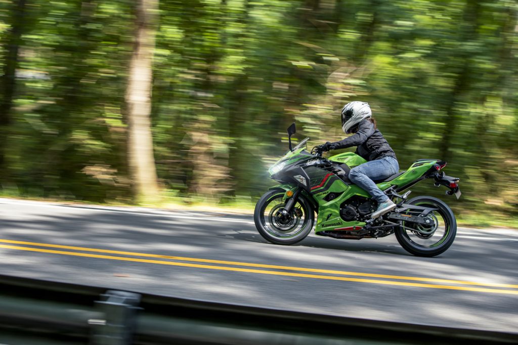5-1-1024x683 Kawasaki Ninja 400