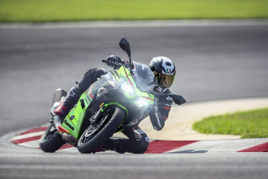 6-1-1024x683 Kawasaki Ninja 400