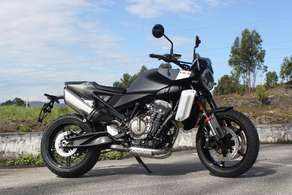2-11-1024x683 Husqvarna Svartpilen 801 - 2024