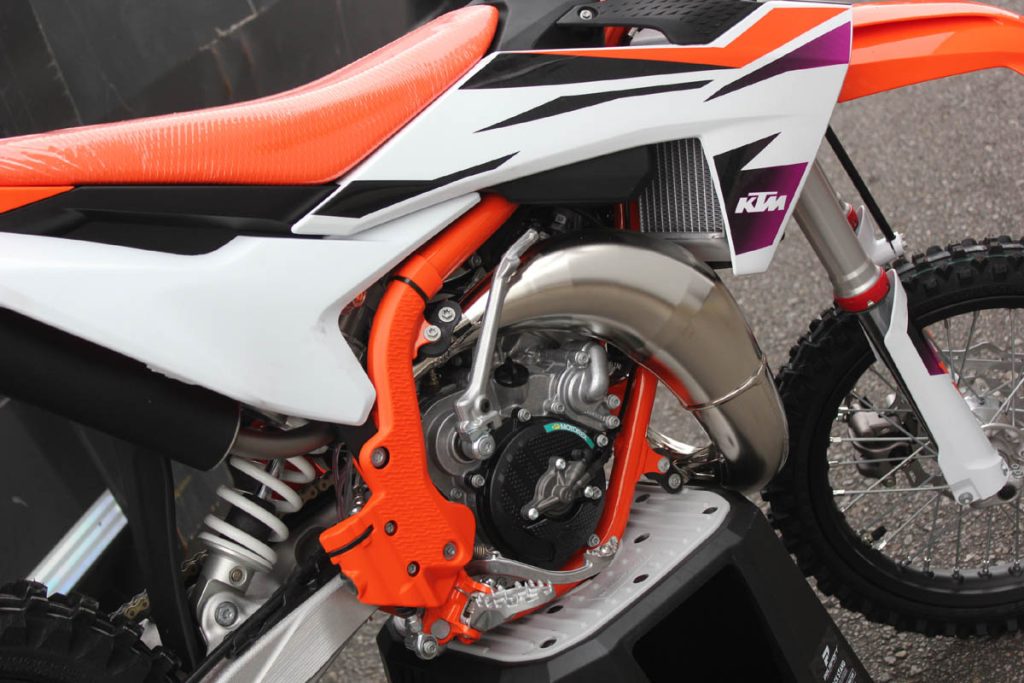 3-9-1024x683 KTM SX 65 - Modelo 2025