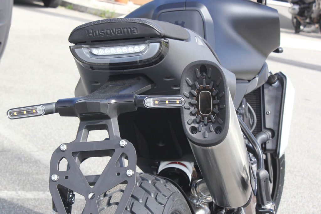 5-9-1024x683 Husqvarna Svartpilen 801 - 2024