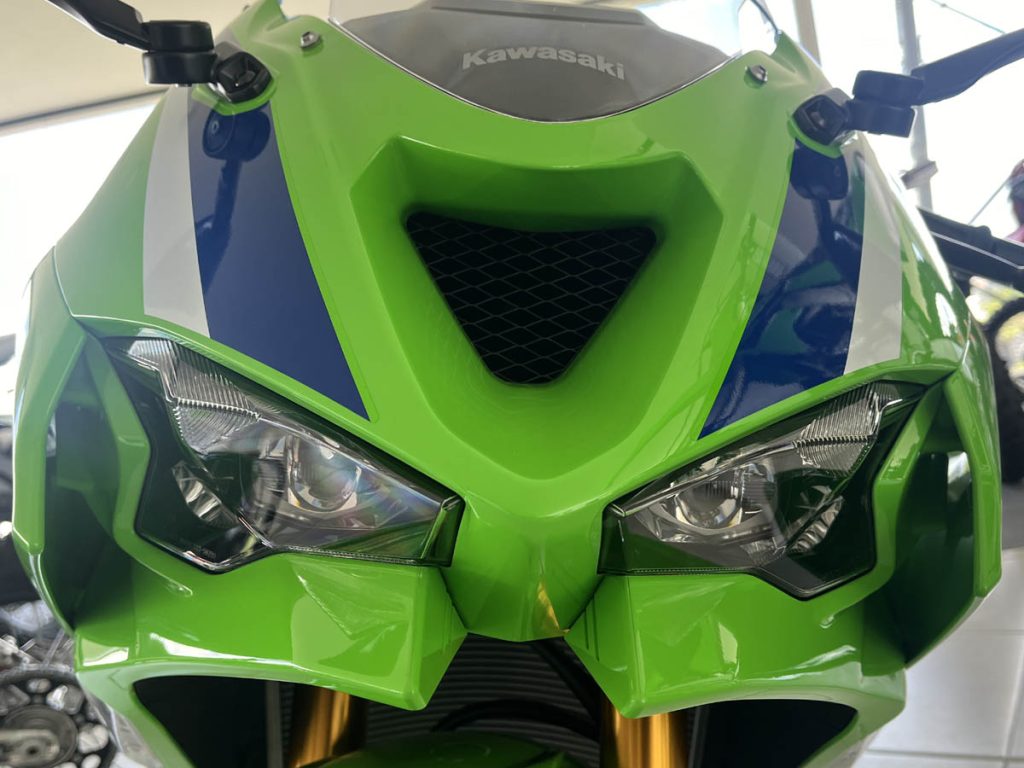 7-1-1024x768 Kawasaki ZX-6R & Kawasaki ZX-4RR