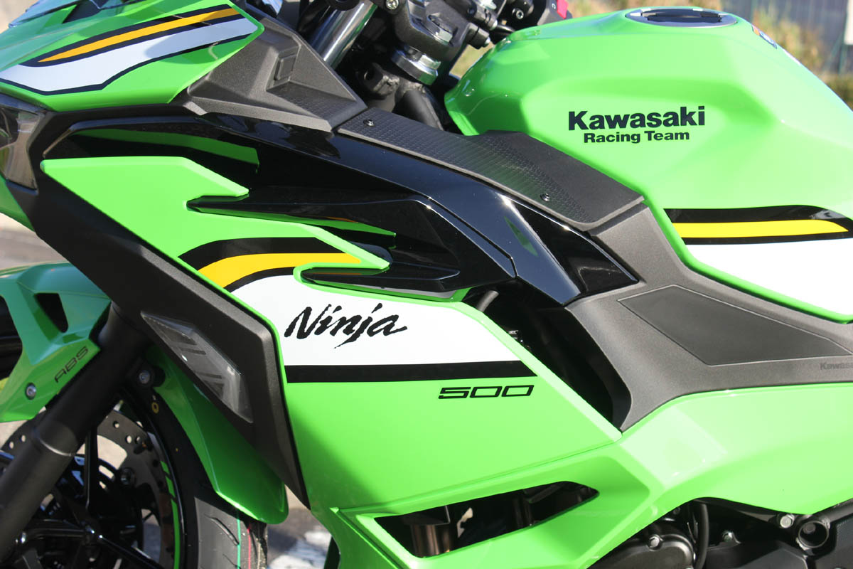 2-1 Kawasaki Ninja 500