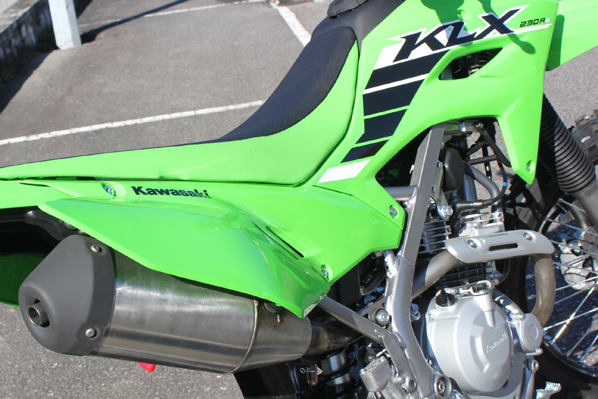 6 Kawasaki KLX 230 R